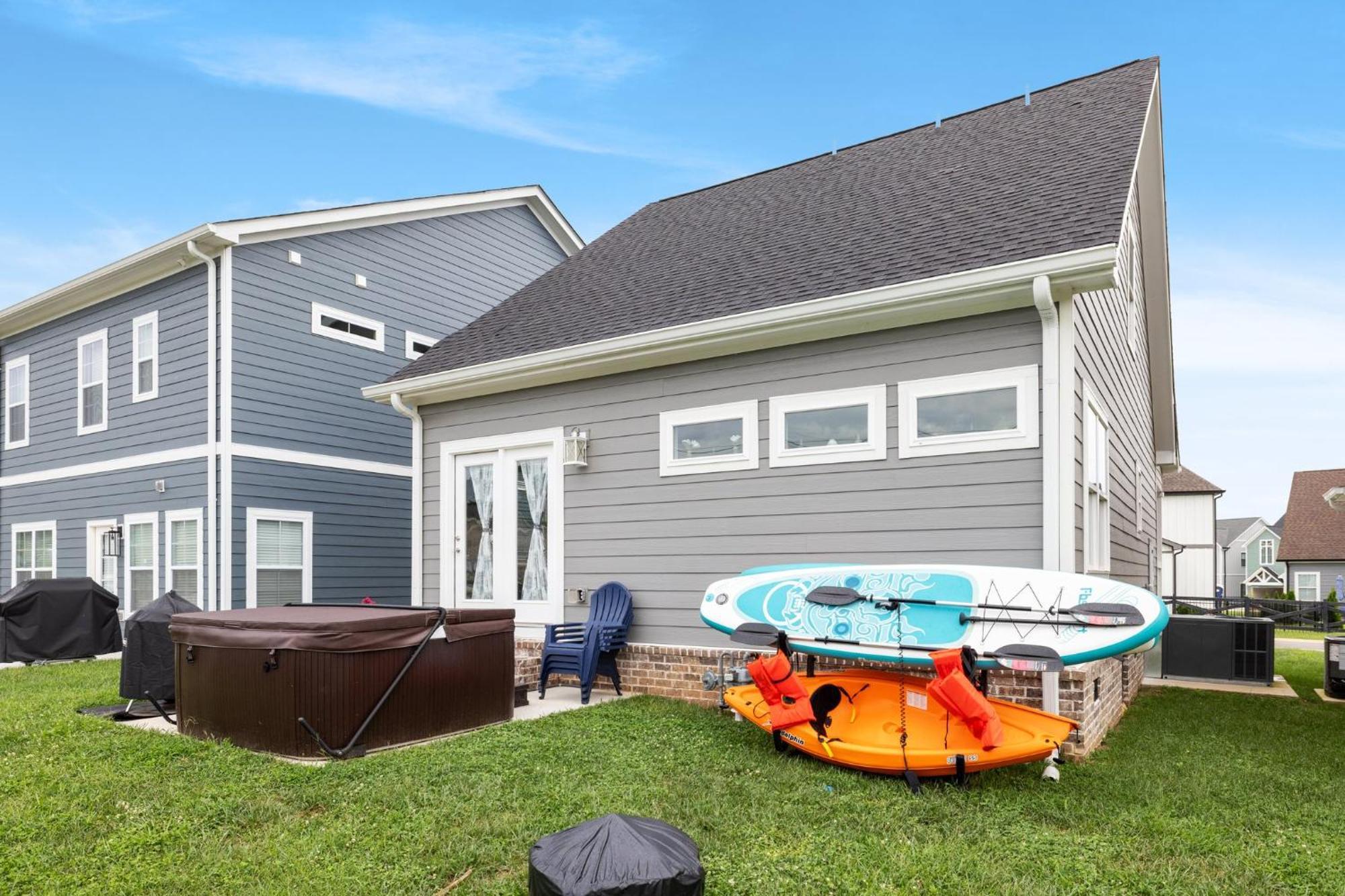 Cozy Lake Cottage W/ Kayaks, Sups, Pool & Firepit Winchester Kültér fotó