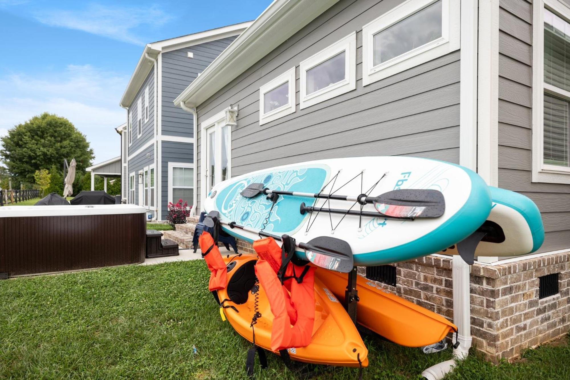 Cozy Lake Cottage W/ Kayaks, Sups, Pool & Firepit Winchester Kültér fotó